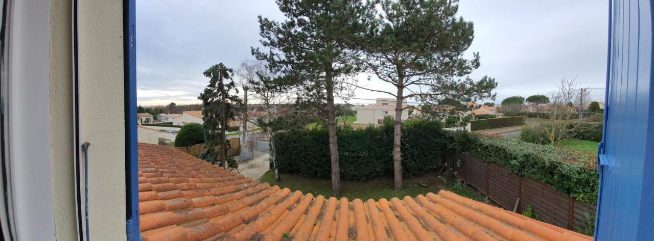 Bed and Breakfast Le Petit Manoir Vaux-sur-Mer Esterno foto