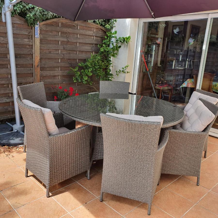 Bed and Breakfast Le Petit Manoir Vaux-sur-Mer Esterno foto